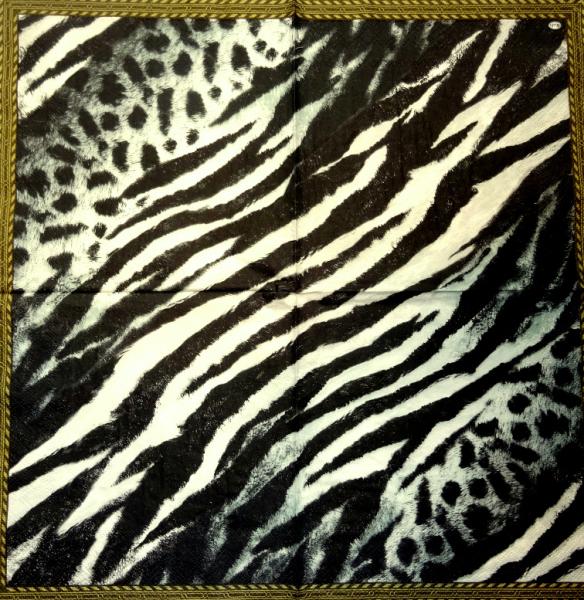 025 Afrikas - 3-lagig (schwarz/weiß) - Maki